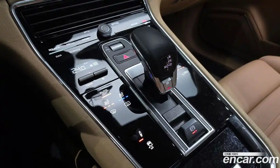 Porsche Panamera 2018 3.0 Автомат в Москве № 165458, фото 8