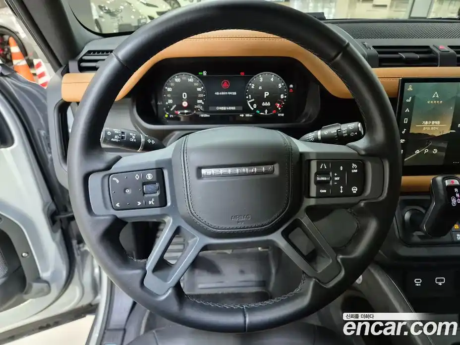 Land Rover Defender 2024 3.0 Автомат в Москве № 166022, фото 11