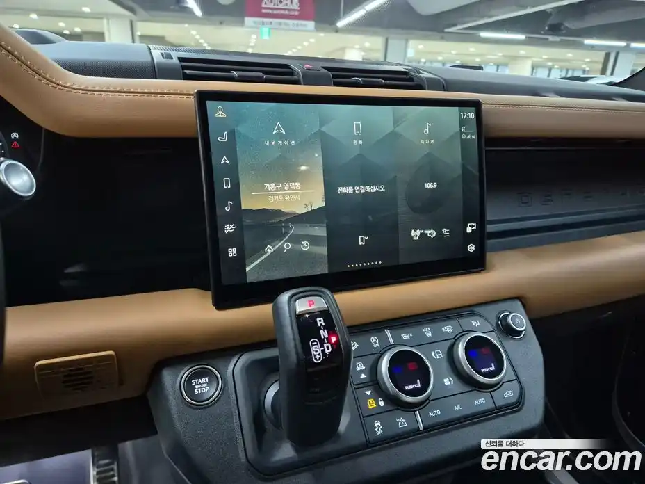 Land Rover Defender 2024 3.0 Автомат в Москве № 166022, фото 13