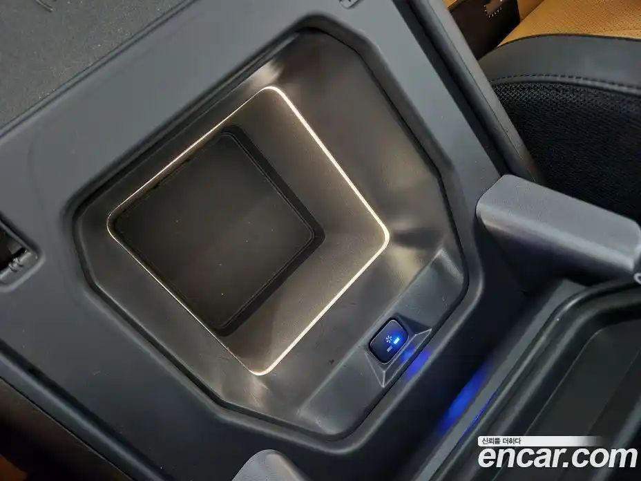 Land Rover Defender 2024 3.0 Автомат в Москве № 166022, фото 15