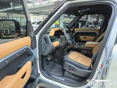 Land Rover Defender 2024 3.0 Автомат в Москве № 166022, миниатюра 8