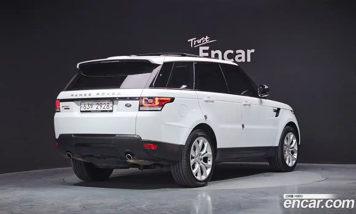 Land Rover Range-Rover Sport 2014 3.0 Автомат в Москве № 166522, фото 18