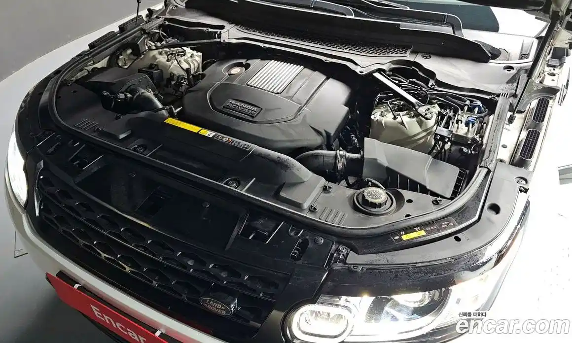 Land Rover Range-Rover Sport 2014 3.0 Автомат в Москве № 166522, фото 10