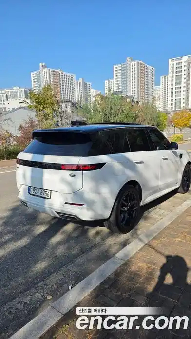 Land Rover Range-Rover Sport 2023 3.0 Автомат в Москве № 166767, миниатюра 8