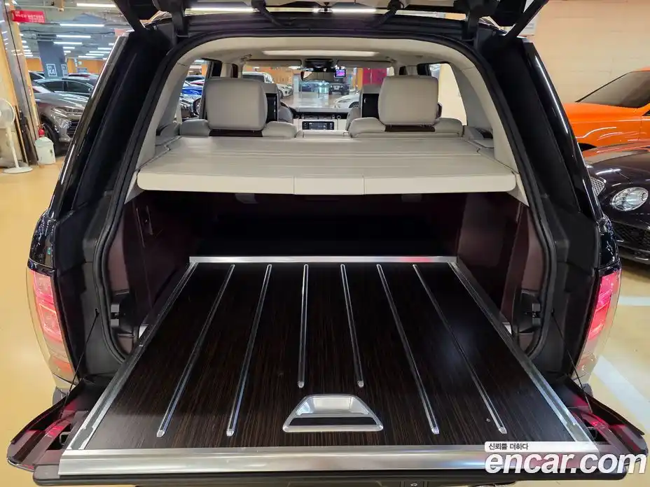 Land Rover Range-Rover 2016 5.0 Автомат в Москве № 166919, фото 19