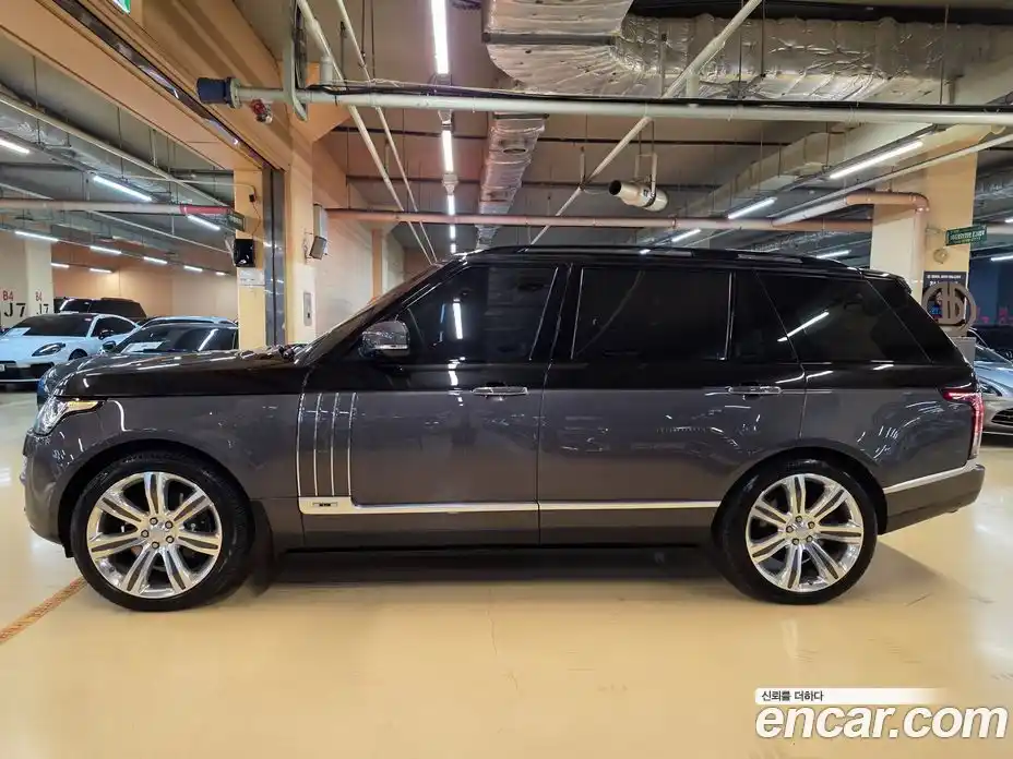 Land Rover Range-Rover 2016 5.0 Автомат в Москве № 166919, фото 20