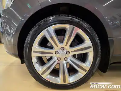 Land Rover Range-Rover 2016 5.0 Автомат в Москве № 166919, миниатюра 5