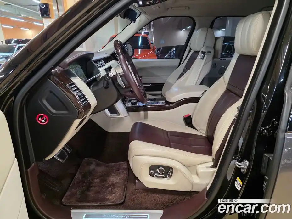 Land Rover Range-Rover 2016 5.0 Автомат в Москве № 166919, фото 8