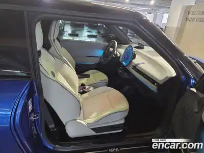 Mini Cooper 2024 0.1 Автомат в Москве № 167346, миниатюра 12