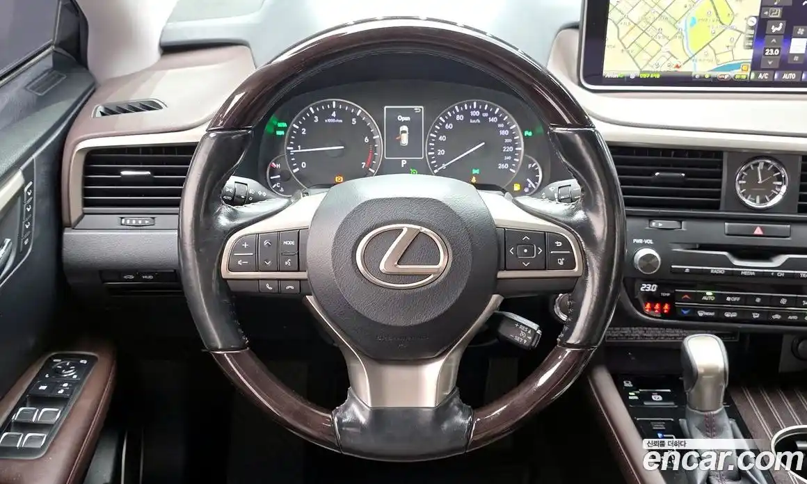 Lexus RX 2017 3.5 Автомат в Москве № 168202, фото 13