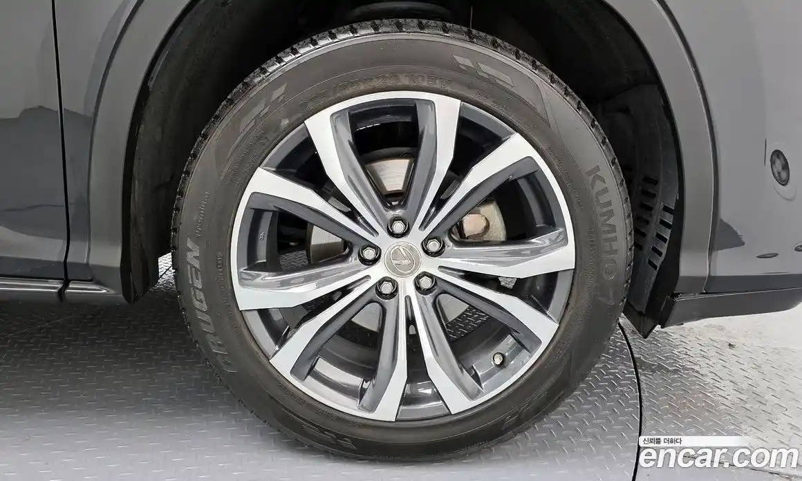 Lexus RX 2017 3.5 Автомат в Москве № 168202, фото 5