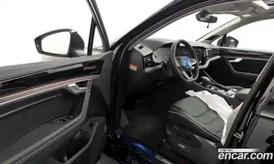 Volkswagen Touareg 2026 3.0 Автомат в Москве № 168349, миниатюра 8