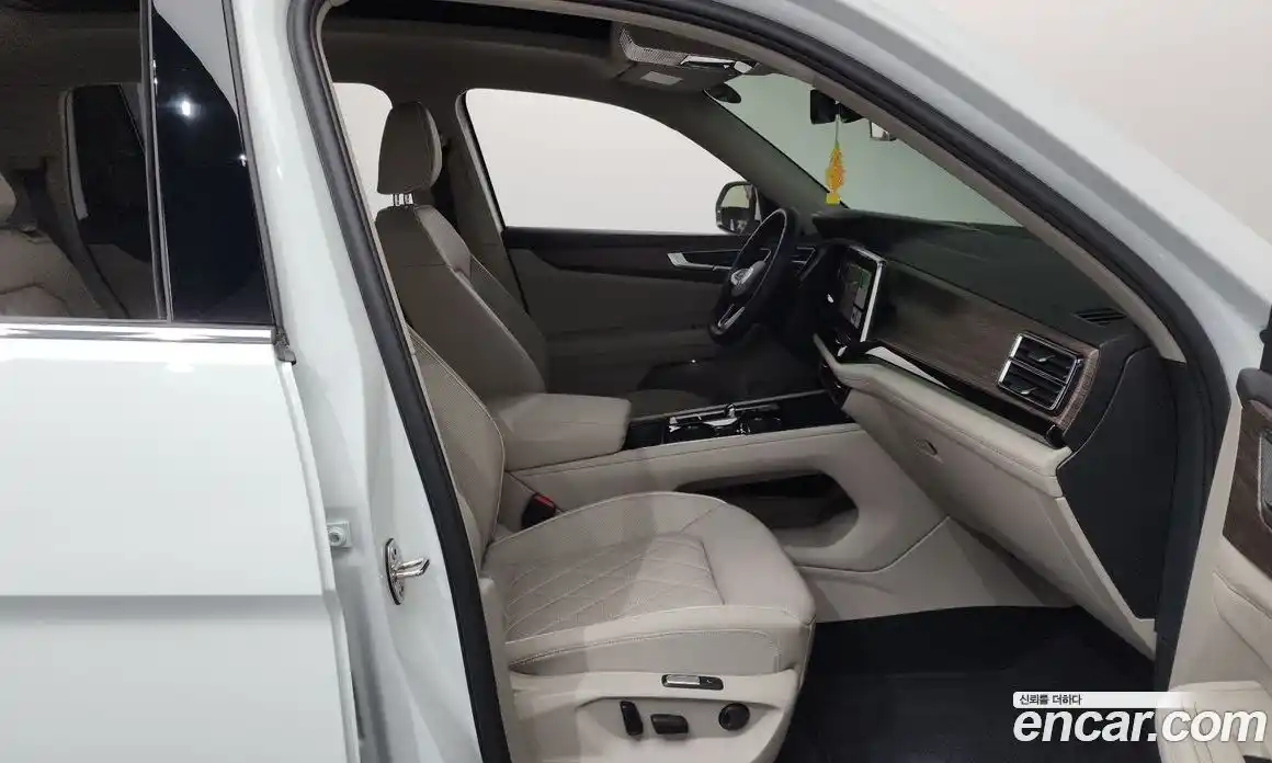 Volkswagen Atlas 2025 2.0 Автомат в Москве № 168384, фото 11