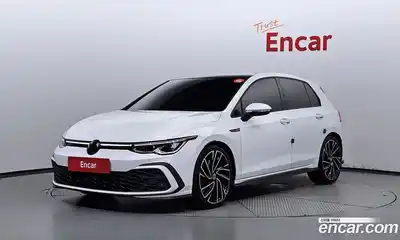 Volkswagen Golf, 2024