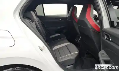 Volkswagen Golf 2024 2.0 Автомат в Москве № 168440, миниатюра 12