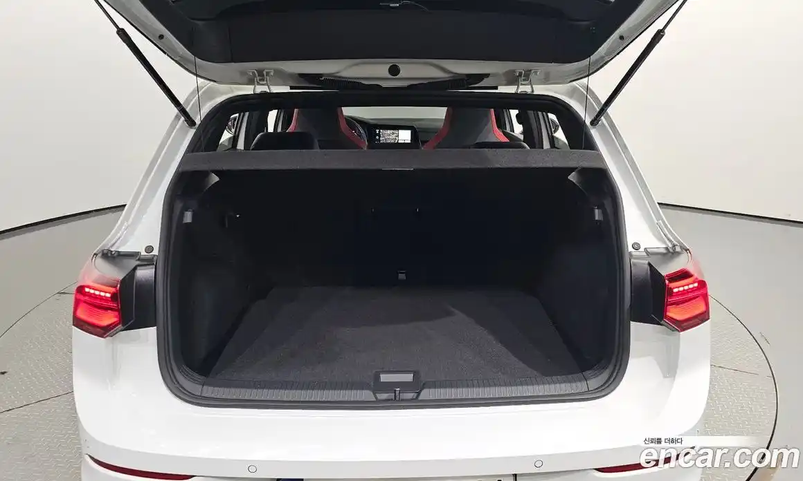 Volkswagen Golf 2024 2.0 Автомат в Москве № 168440, фото 20