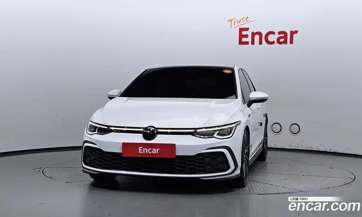 Volkswagen Golf 2024 2.0 Автомат в Москве № 168440, фото 3