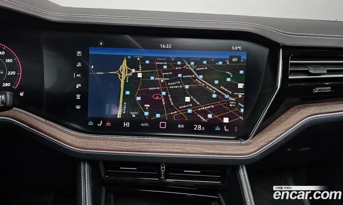 Volkswagen Touareg 2024 3.0 Автомат в Москве № 168493, фото 10