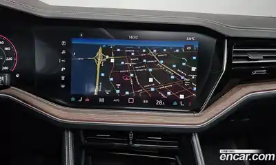 Volkswagen Touareg 2024 3.0 Автомат в Москве № 168493, миниатюра 10