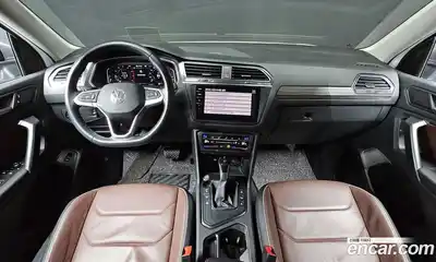 Volkswagen Tiguan 2023 2.0 Автомат в Москве № 168656, миниатюра 7