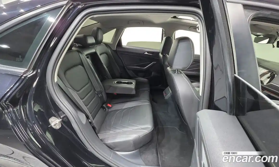 Volkswagen Jetta 2023 1.5 Автомат в Москве № 168712, фото 19