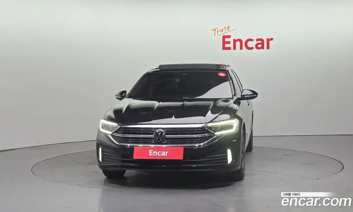 Volkswagen Jetta 2023 1.5 Автомат в Москве № 168712, фото 3