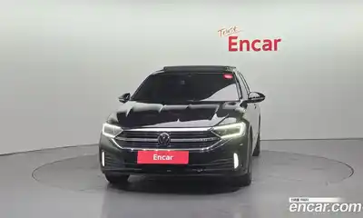 Volkswagen Jetta 2023 1.5 Автомат в Москве № 168712, миниатюра 3