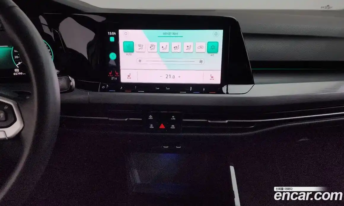 Volkswagen Golf 2023 2.0 Автомат в Москве № 168733, фото 14