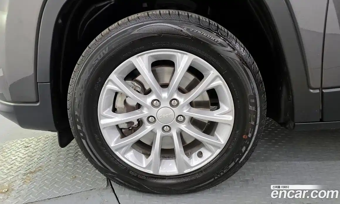 Jeep Cherokee 2019 2.4 Автомат в Москве № 169752, фото 13