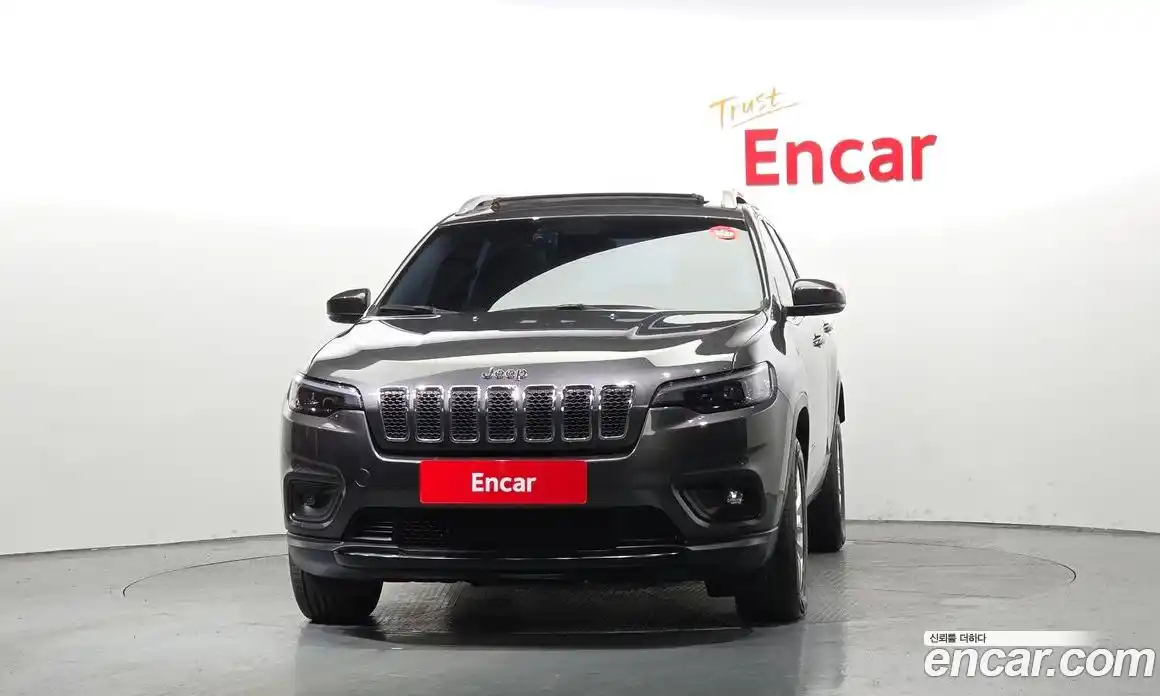 Jeep Cherokee 2019 2.4 Автомат в Москве № 169752, фото 4