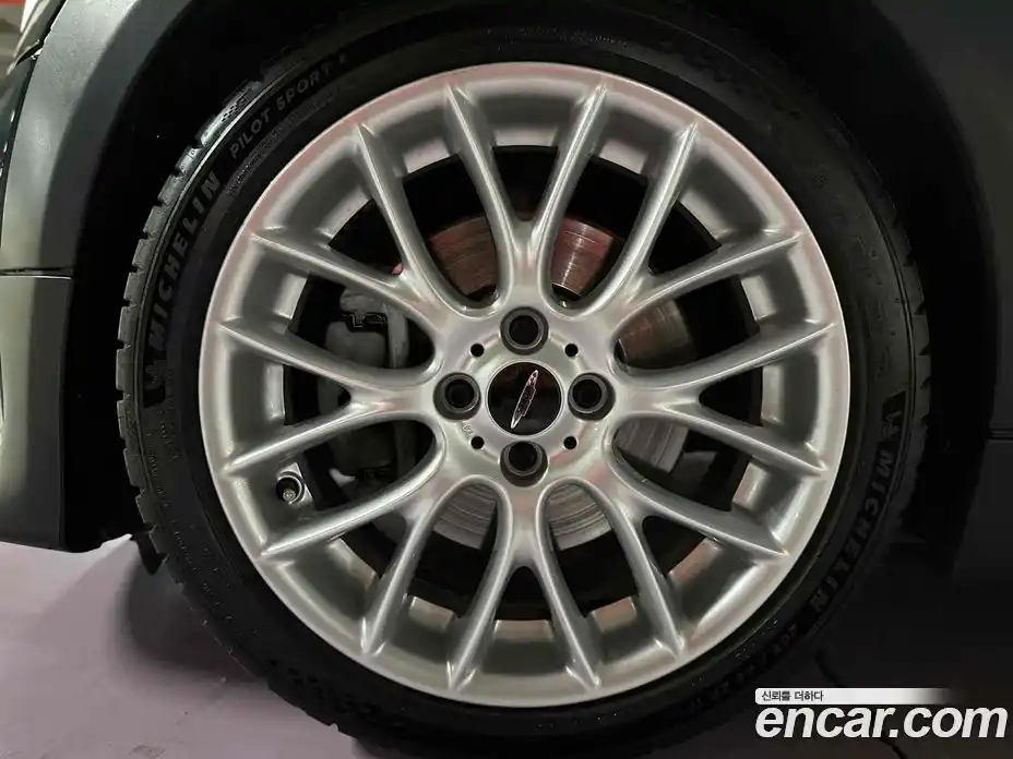 Mini Cooper 2009 1.6 Автомат в Москве № 182365, фото 11