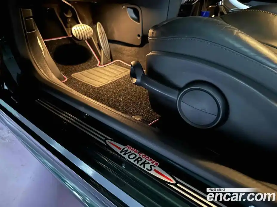 Mini Cooper 2009 1.6 Автомат в Москве № 182365, фото 20