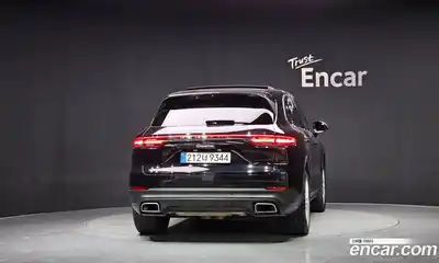 Porsche Cayenne 2019 3.0 Автомат в Москве № 182733, миниатюра 3