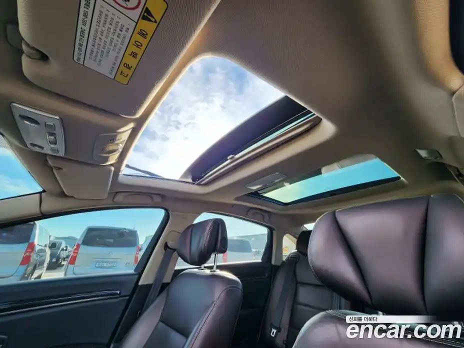 Renault SM7 2015 2.5 Автомат в Москве № 186130, фото 13