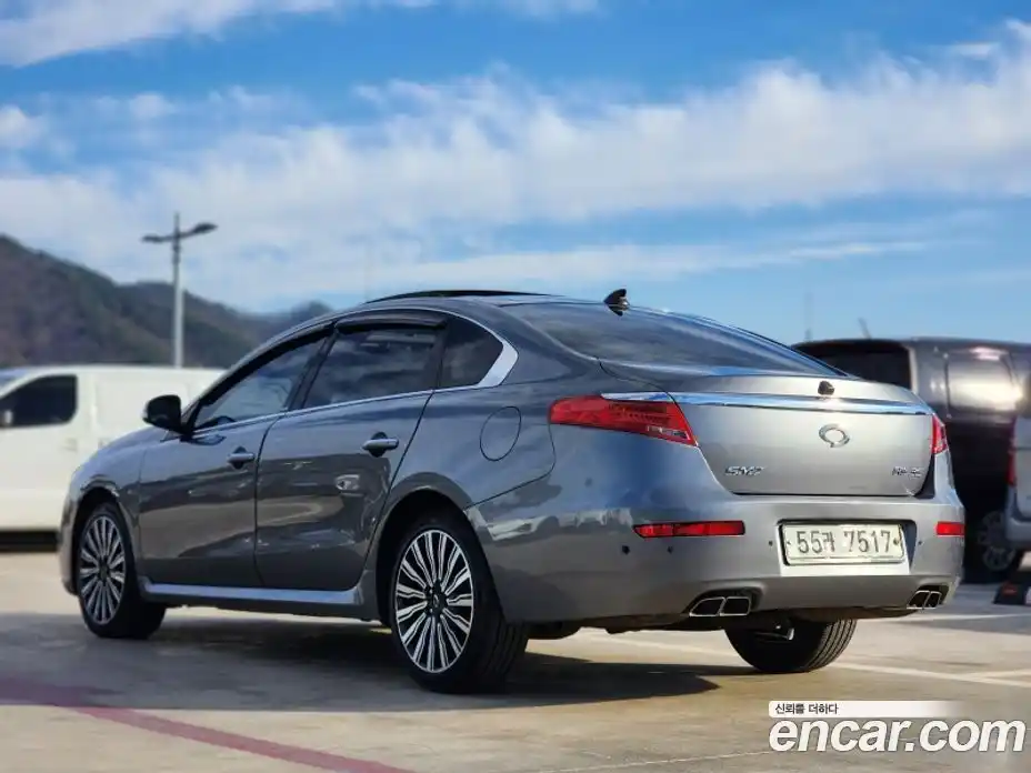 Renault SM7 2015 2.5 Автомат в Москве № 186130, фото 3