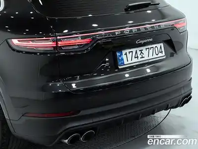 Porsche Cayenne 2023 3.0 Автомат в Москве № 186168, миниатюра 12