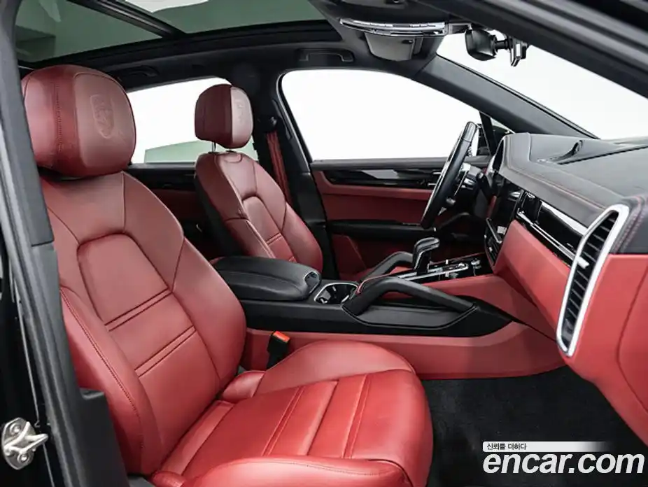 Porsche Cayenne 2023 3.0 Автомат в Москве № 186168, фото 15