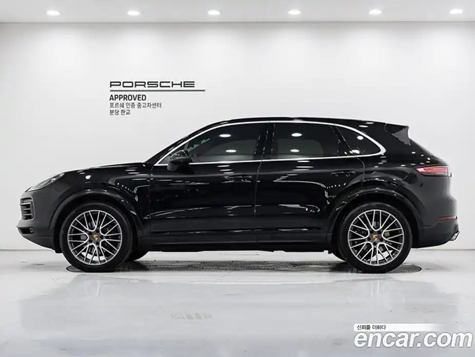 Porsche Cayenne 2023 3.0 Автомат в Москве № 186168, фото 6