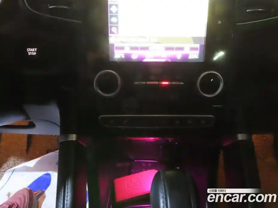 Renault QM6 2018 2.0 Автомат в Москве № 186488, фото 17