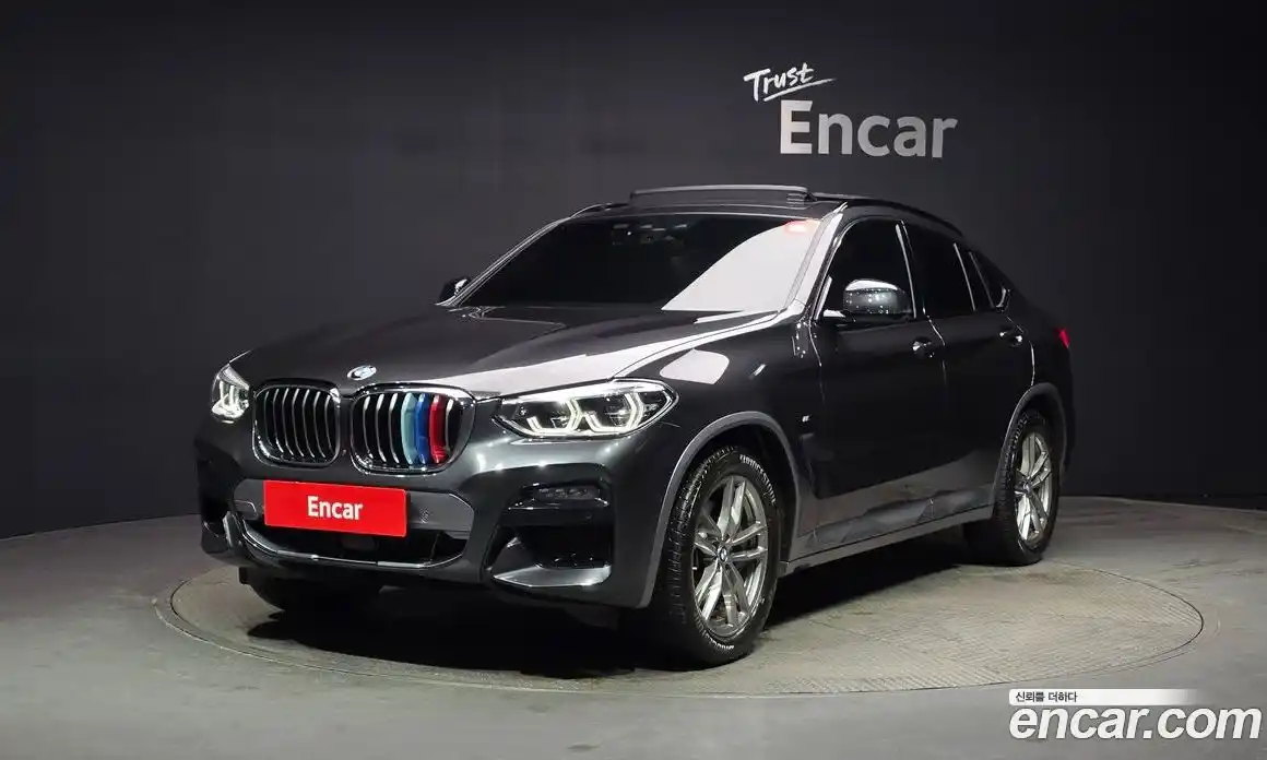 BMW X4 2021 2.0 Автомат в Москве № 188585, фото 1