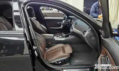 BMW 3-Series 2019 2.0 Автомат в Москве № 188596, миниатюра 11