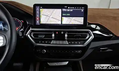 BMW X4 2023 2.0 Автомат в Москве № 189012, миниатюра 3