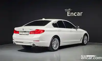BMW 5-Series 2019 2.0 Автомат в Москве № 189790, миниатюра 2