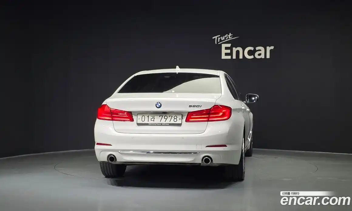 BMW 5-Series 2019 2.0 Автомат в Москве № 189790, фото 4