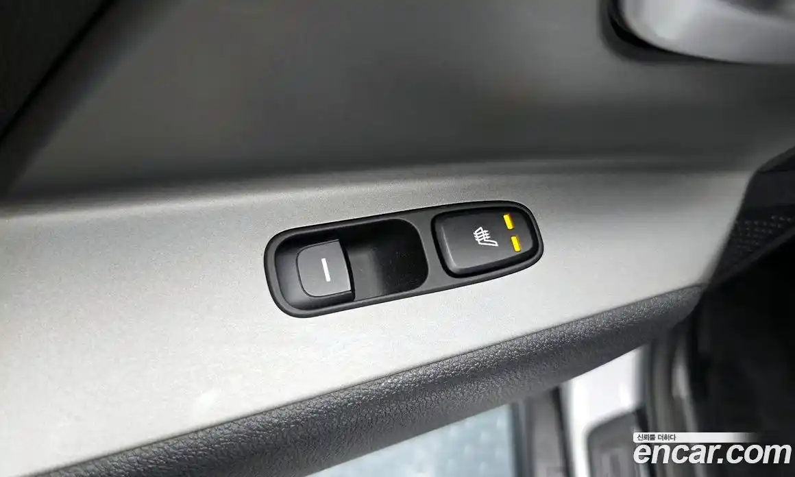 Kia Niro 2023 Автомат в Москве № 19026, фото 4