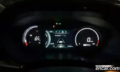 Kia Niro 2023 Автомат в Москве № 19026, миниатюра 8