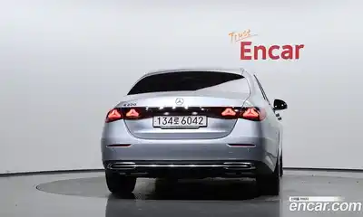 Mercedes-Benz E-Class 2024 2.0 Автомат в Москве № 193926, миниатюра 11