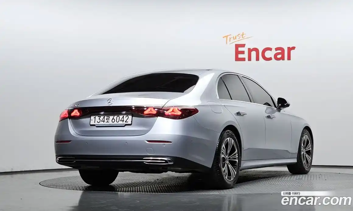 Mercedes-Benz E-Class 2024 2.0 Автомат в Москве № 193926, фото 16