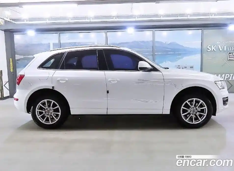 Audi Q5 2012 2.0 Автомат в Москве № 194372, фото 3