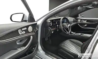 Mercedes-Benz E-Class 2023 3.0 Автомат в Москве № 195665, миниатюра 11